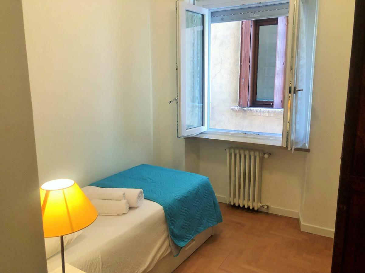 Appartamento Portapalio40 Con Parcheggio Verona Exterior photo